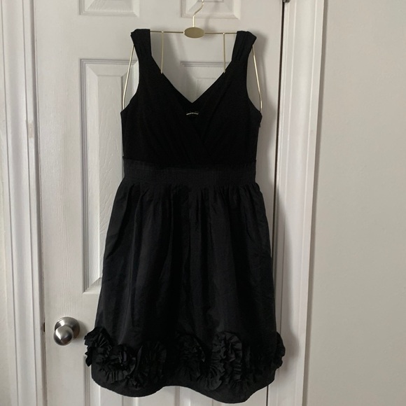 Night Way Collections Black Party Dress Size 4  #191 - Picture 1 of 15